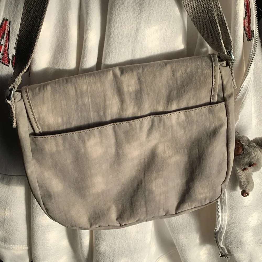 Gray Kipling Purse - Picture 6 of 16